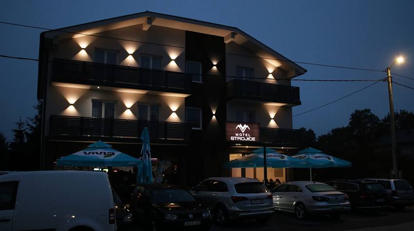 FOTO ŠETNJA KROZ NOVOOTVORENI MOTEL U SRCU JANJA