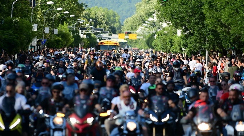 FOTO I VIDEO ŠETNJA KROZ BANJALUČKI „MOTO FEST“