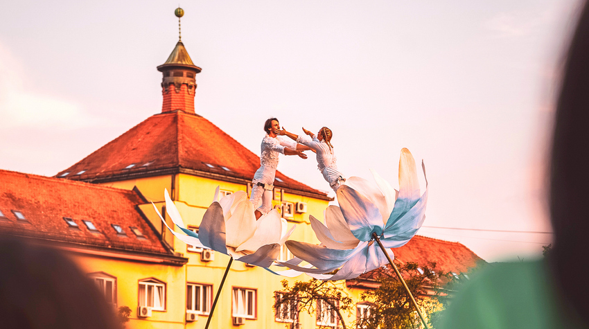 NIZ SADRŽAJA I BOGAT PROGRAM OVOGODIŠNJEG "TROTOARTA"