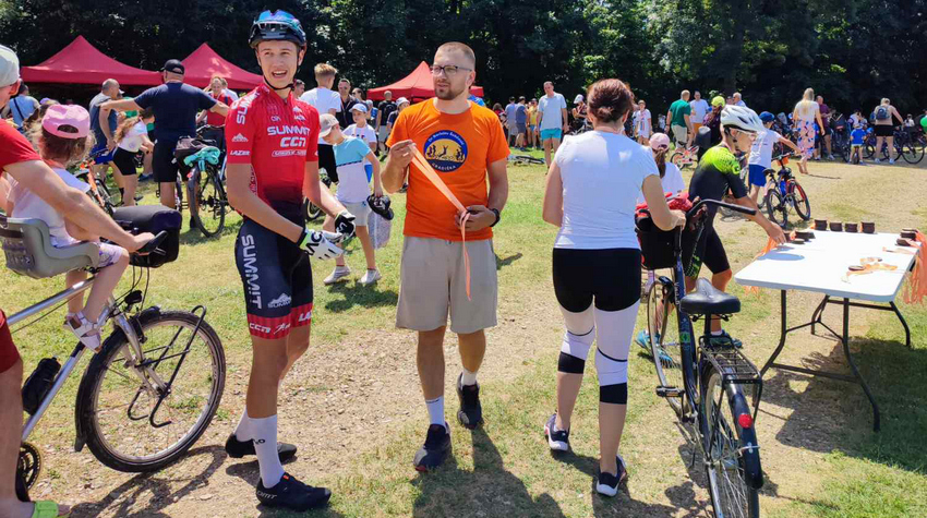 VIŠE OD 500 UČESNIKA NA BICIKLIJADI U GRADIŠCI (FOTO)