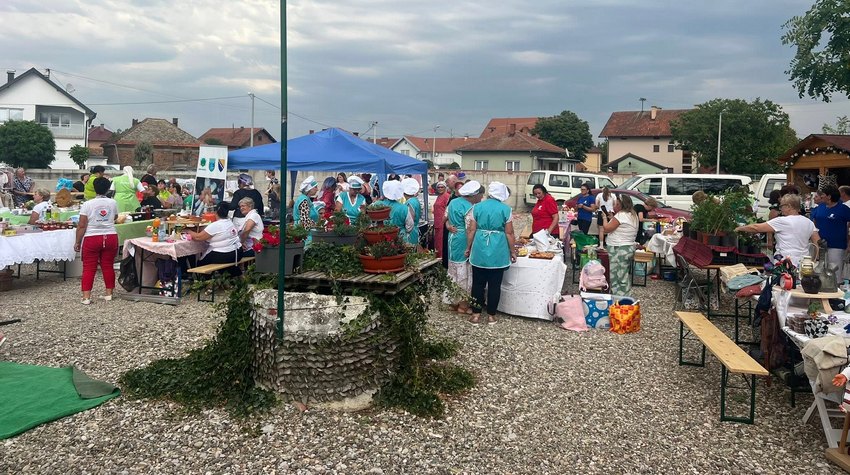 KROMPIRIJADA U JANJI SPAJA LJUDE I ČUVA TRADICIJU