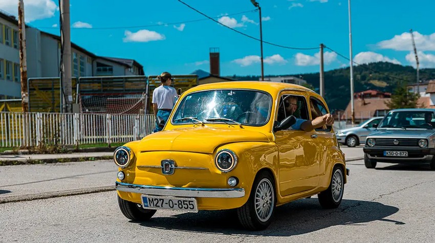 RETRO ČAROLIJA PRED PALJANIMA