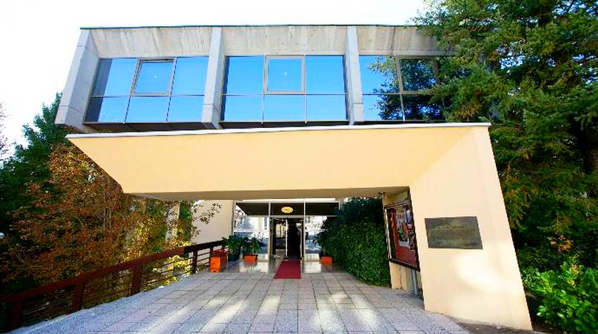 DONOSIMO PROGRAM DERVENTSKOG CENTRA ZA KULTURU