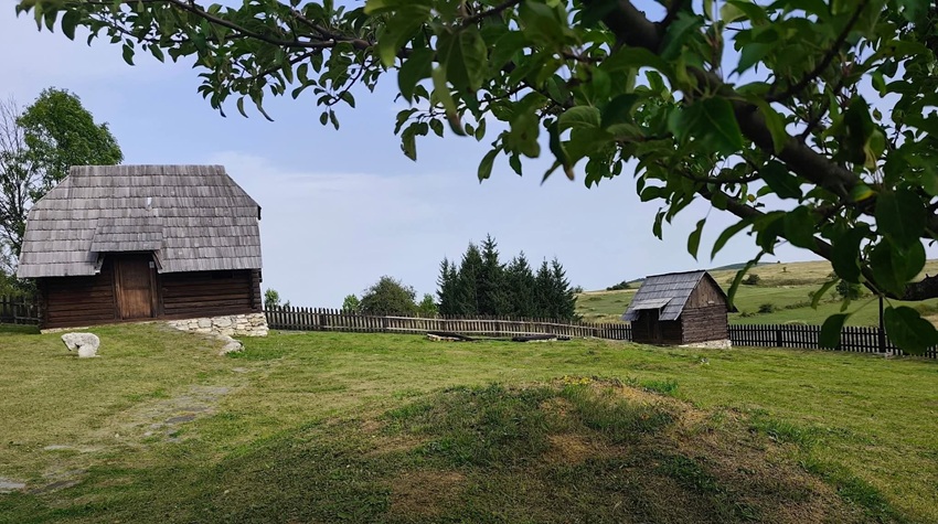 OD TRADICIJE DO MODERNOG TURIZMA: NOVO LICE KOČIĆEVOG OGNJIŠTA