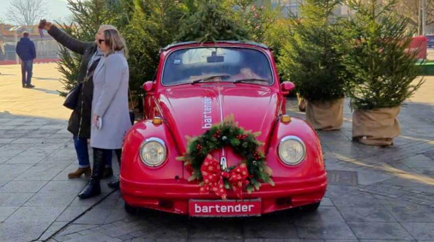 RETRO "BUBA" I PLIŠANI MEDVJEDIĆI HIT NA ULICAMA BANJALUKE