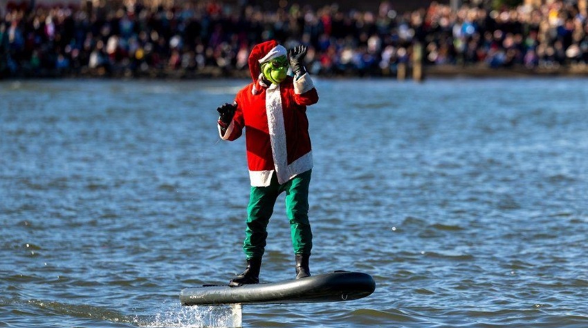 BOŽIĆ UZ DJEDA MRAZA, GRINČA I PAPU: ŠAROLIKOST PRAZNIKA