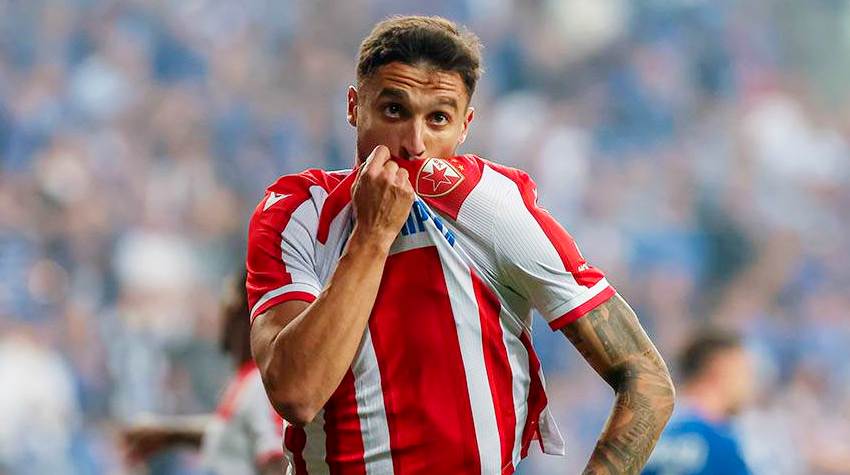 FOČAK PROGLAŠEN NAJBOLJIM  FUDBALEROM CRVENE ZVEZDE