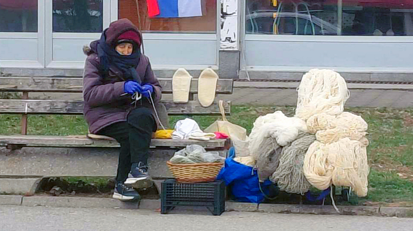KNITTERS – GUARDIANS OF SERBIAN TRADITION AND FOLK HERITAGE