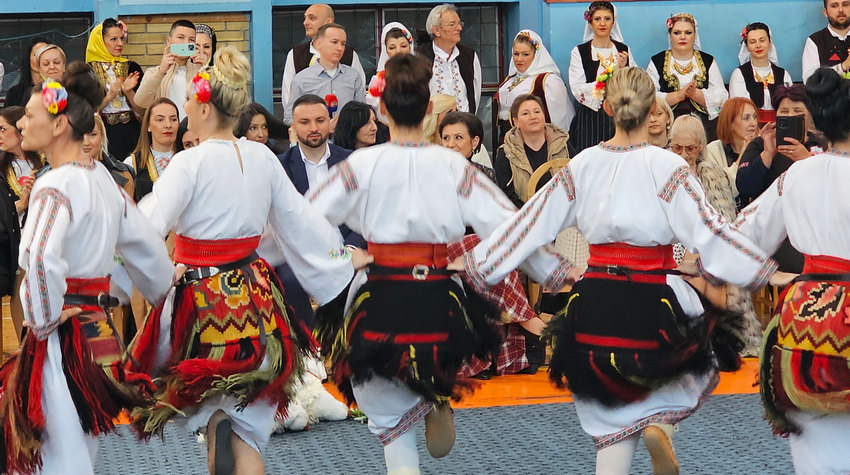 UGLJEVIK: INTERNATIONAL VETERAN FOLKLORE FESTIVAL GATHERS 22 CULTURAL SOCIETIES