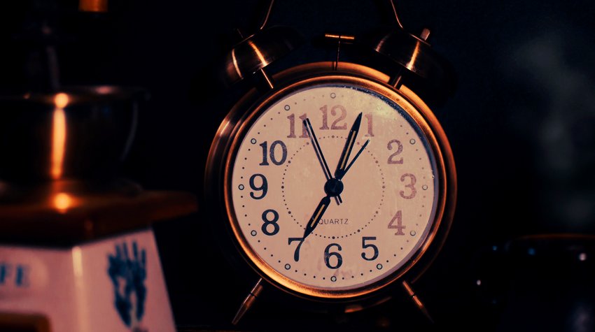 ZAŠTO SE OVE GODINE SAT POMJERA RANIJE