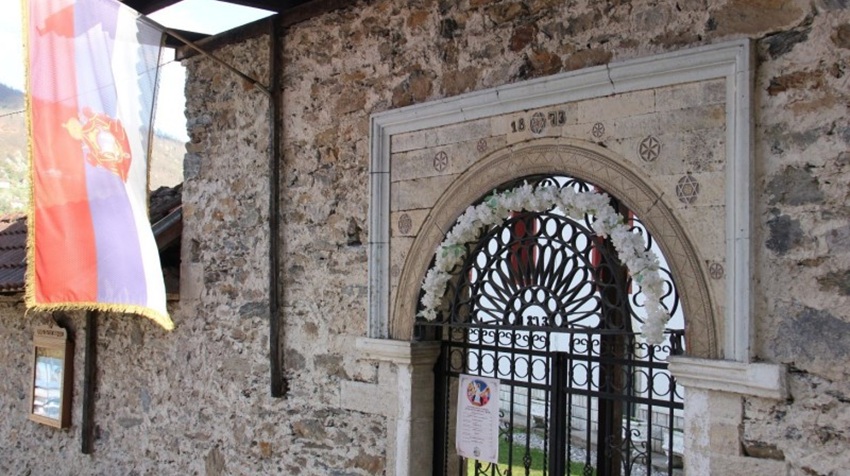 TAJNA SIMBOLA U FOČI: CVIJET ŽIVOTA NA CRKVI SVETOG NIKOLE