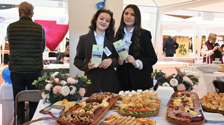 FOTO PRIČA KROZ 11. MEĐUNARODNI SAJAM DOMAĆIH PROIZVODA U RUDOM