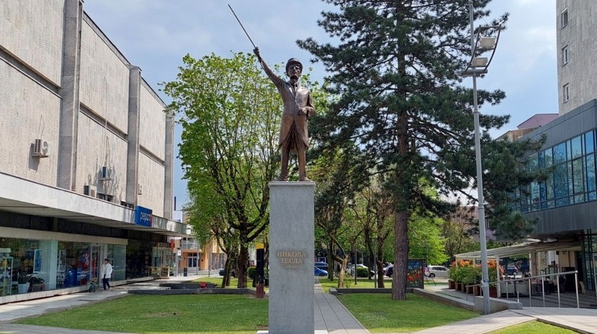 UZ VELIKI JUBILEJ: NIKOLA TESLA STIGAO U GRADIŠKU