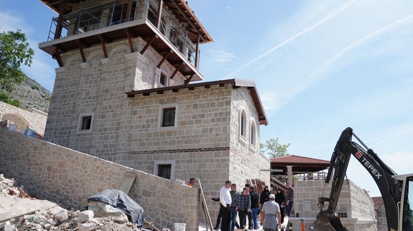 CONSTRUCTION OF SPIRITUAL CENTER IN MRKONJIĆI NEARS COMPLETION AHEAD OF MAY 12