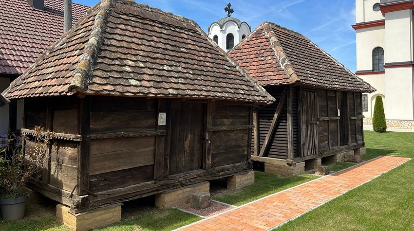 SEMBERSKO ETNO DOMAĆINSTVO – ČUVAR KULTURE, OBIČAJA I TRADICIJE PREDAKA