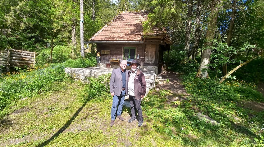 WHERE THE DUTCH AMBASSADOR SPENT THE WEEKEND