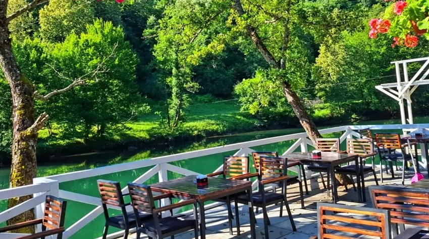 TOURIST SEASON BEGINS IN THE CANYON: RAFTING, TRADITIONAL FOOD AND NATURE