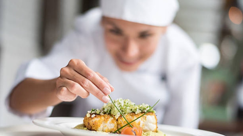 SALARIES UP TO €3,000: HOTEL IN ČAPLJINA LOOKING FOR CHEFS AND WAITERS