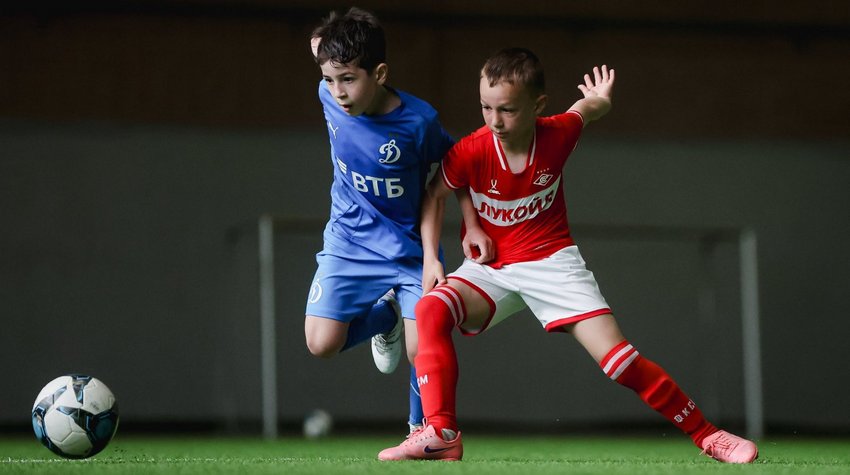 ZAPAMTITE OVO IME: NEMANJA LJUBOJEVIĆ – VELIKA FUDBALSKA NADA IZ SRPCA