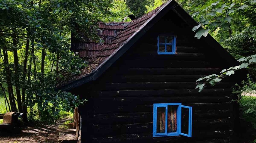 MOUNTAIN PEACE AND RELAXATION IN THE RENOVATED MARŠALOV BUNGALOW