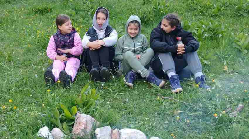 SISTERS FROM BANJA LUKA CONQUER BOSNIA AND HERZEGOVINA'S HIGHEST PEAK ON THEIR FIRST MOUNTAINEERING ADVENTURE