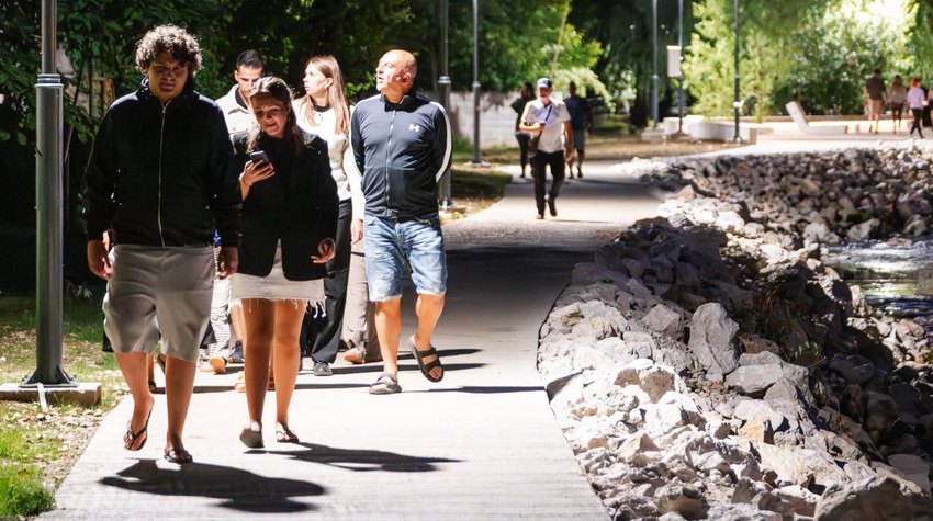 FOTO ŠETNJA NOVOM DIONICOM BANJALUČKOG ŠETALIŠTA UZ RIJEKU VRBAS