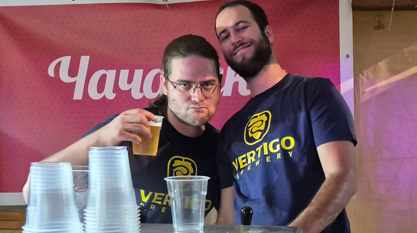 FOTO PRIČA SA DEVETOG FESTIVALA ZANATSKOG PIVA U PALAMA