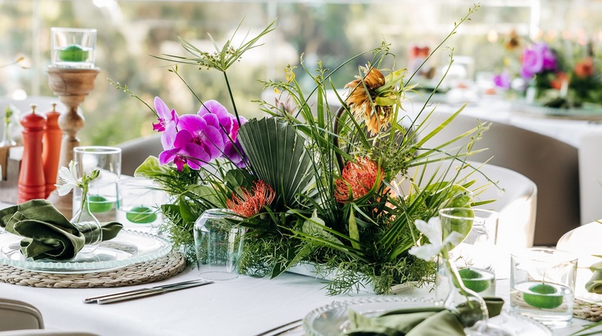 WHAT WAS SERVED TO GUESTS AT A 1969 WEDDING?