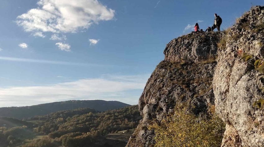 AUTUMN MAGIC IN ROMANIJA: DISCOVER THE BEAUTY OF SOKOLOVIĆI VILLAGE