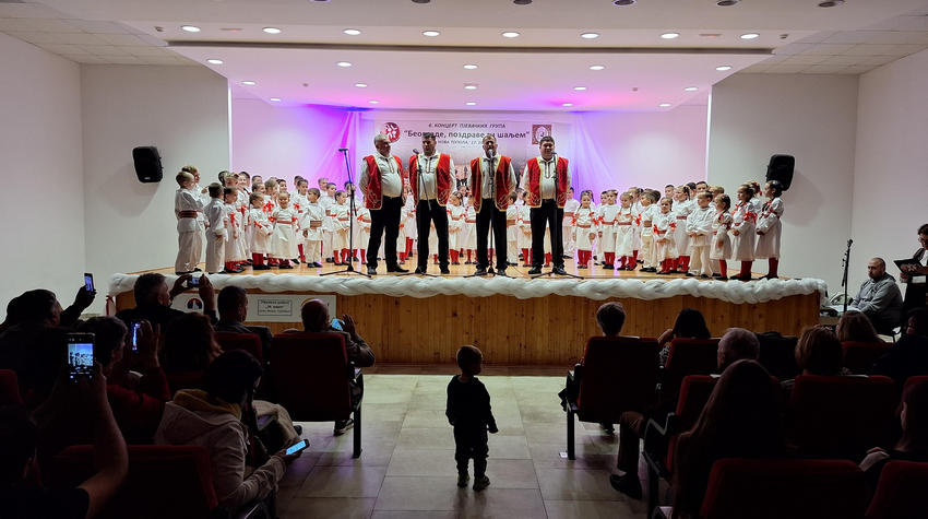 SONG AND TRADITION BRING PERFORMERS TOGETHER IN NOVA TOPOLA