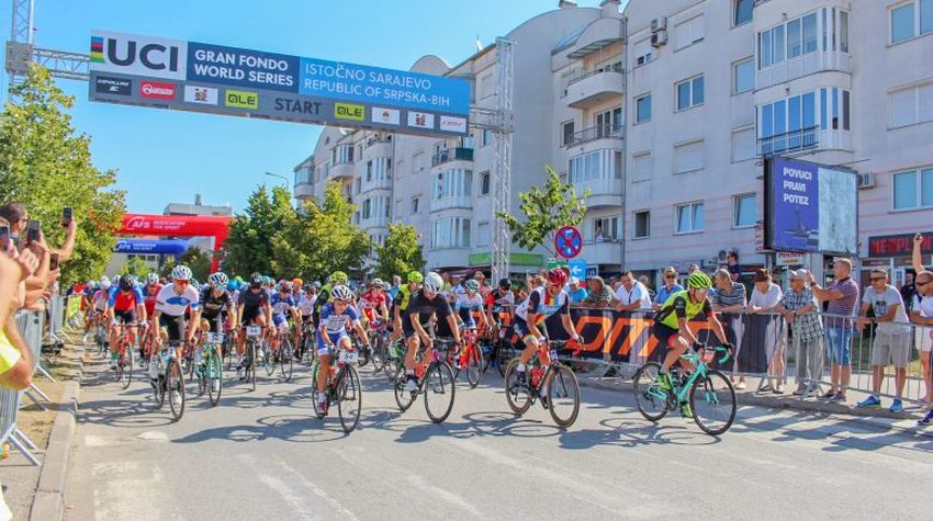 POČEO SVJETSKI BICIKLISTIČKI SPEKTAKL U ISTOČNOM SARAJEVU