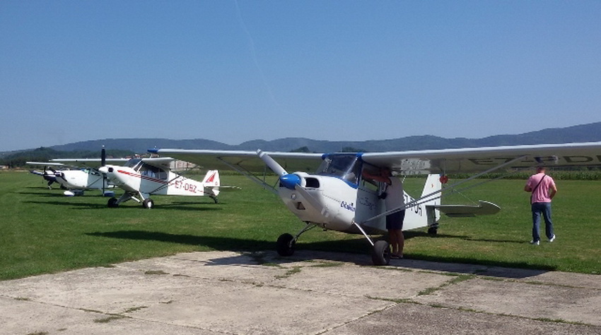 12 EKIPA PILOTA JEDRILIČARA NA BLANIK KUPU U PRIJEDORU