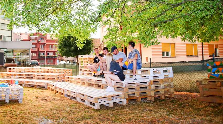 LAKTAŠI DOBILI AMFITETAR I PRVO KINO NA OTVORENOM