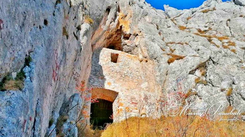 OBILJEŽENE STAZE DO PEĆINE STARINE NOVAKA