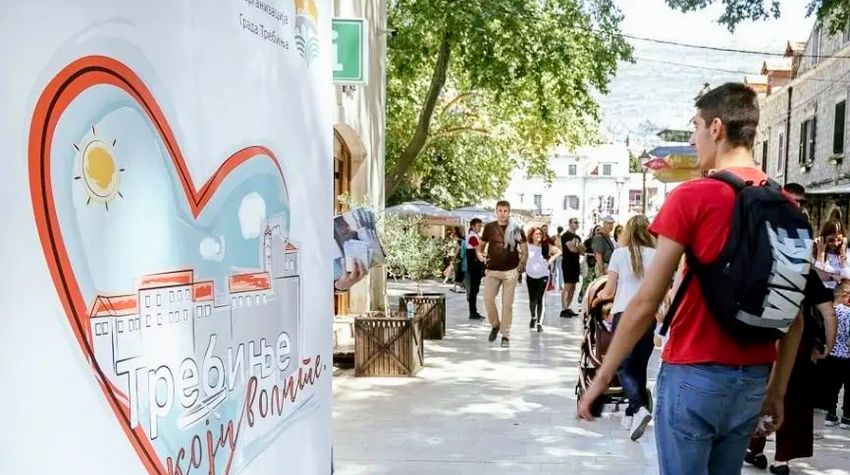 ISPISANA ISTORIJA: TREBINJE POSTALO REGIONALNI LIDER U TURIZMU (VIDEO)