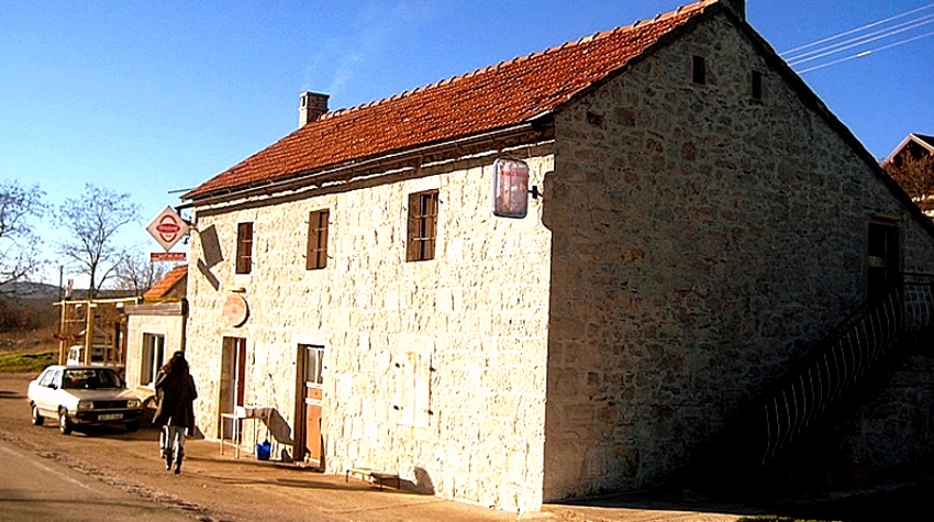 PRIČA O NAJSTARIJOJ HERCEGOVAČKOJ KAFANI BUDI USPOMENE NA DAVNA VREMENA