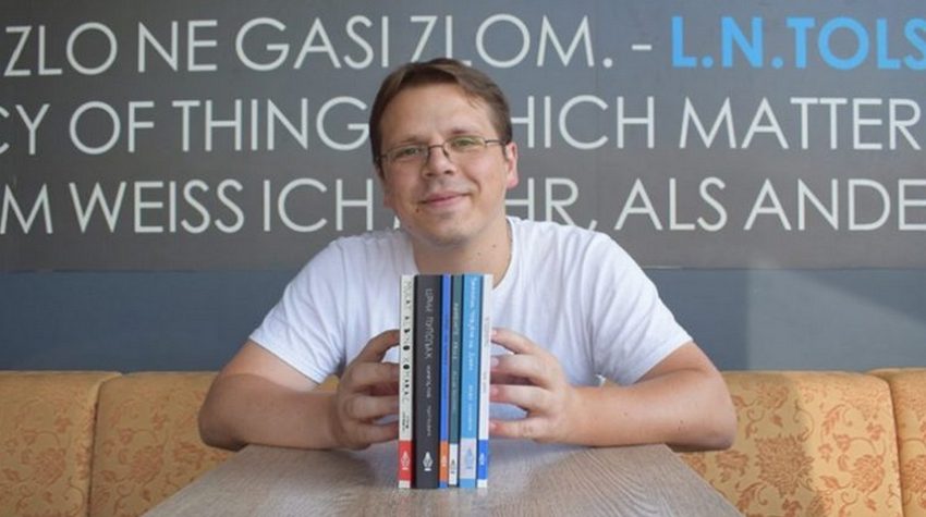 BORIS MAKSIMOVIĆ: IZDAVAŠTVO JE ZAPOSTAVLJENI SEGMENT POLITIČKOG DJELOVANJA