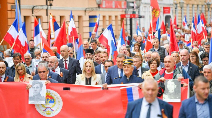 MARŠOM "BESMRTNOG PUKA" OBILJEŽEN DAN POBJEDE NAD FAŠIZMOM
