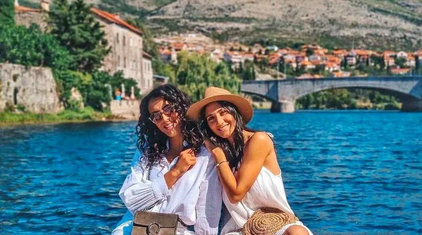 TURISTI IZ 70 ZEMALJA POSJETILI GRAD POD LEOTAROM (VIDEO)