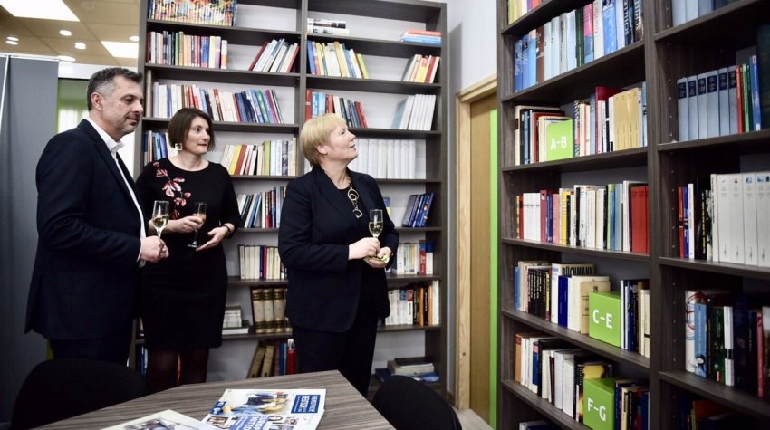 U BANJALUCI OTVORENA ČITAONICA "GETE INSTITUTA"