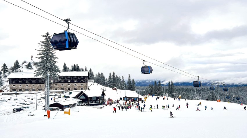 SA SNIJEGOM STIGLE I ZIMSKE RADOSTI NA JAHORINU