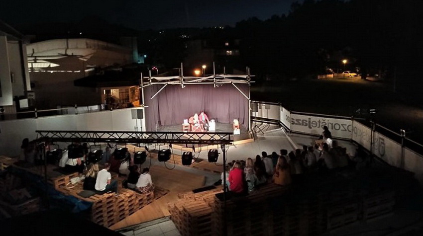 POČELE "LJETNE VEČERI U JAZAVCU"