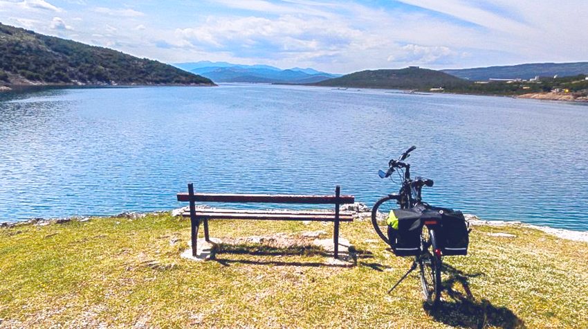 UPOZNAJTE BILEĆKO JEZERO NA NEŠTO DRUGAČIJI NAČIN (VIDEO)