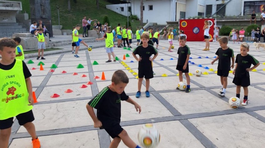 "LJETO U MRKONJIĆU" SA BROJNIM MANIFESTACIJAMA I 1000 UČESNIKA