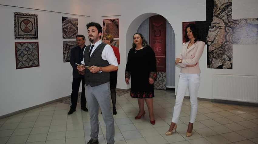 ANTIČKI MOZAICI IZ SKELANA NA IZLOŽBI U GRADIŠCI