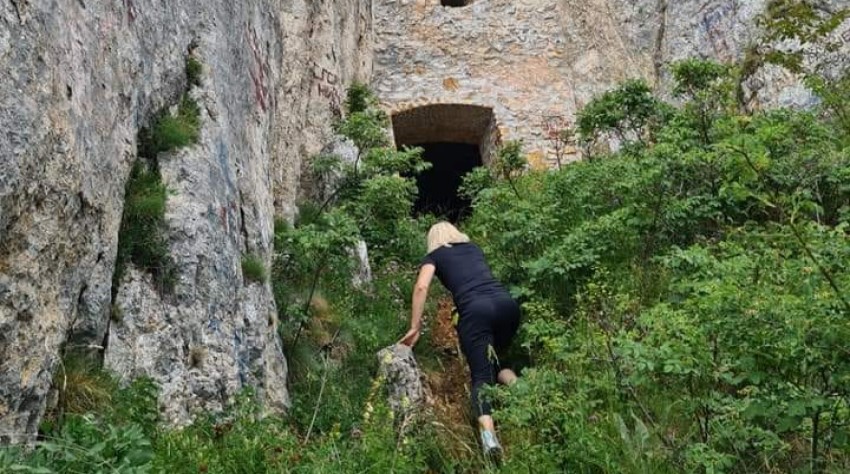 ROMANIJA OUTDOOR VAS VODI U OBILAZAK SKRIVENIH LJEPOTA NOVAKOVE PEĆINE