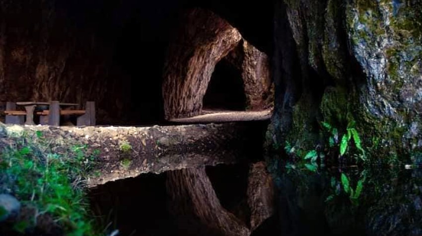 FOTO ŠETNJA KROZ DJEVOJAČKU PEĆINU