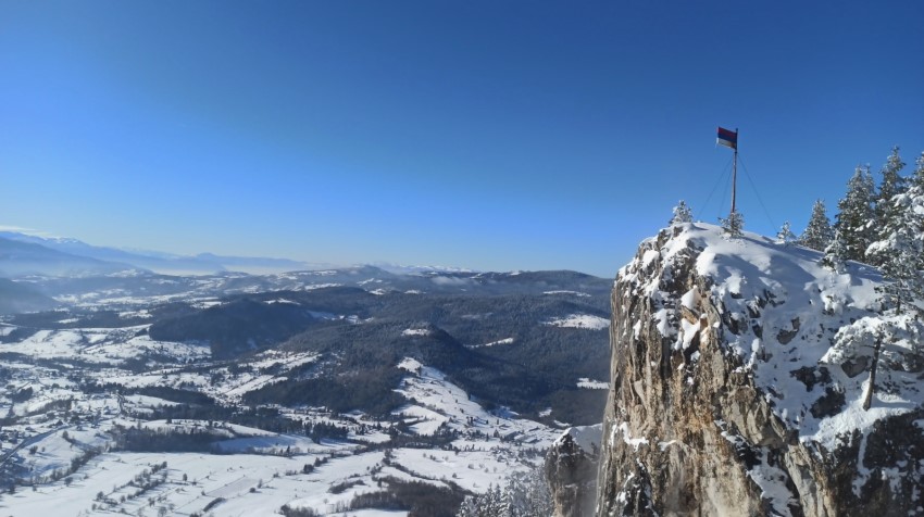 FOTO REPORTAŽA: SNJEŽNA BAJKA NA ROMANIJI