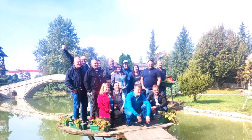 ODUŠEVLJENI SLOVENCI NAJAVILI POVRATAK U SEMBERIJU