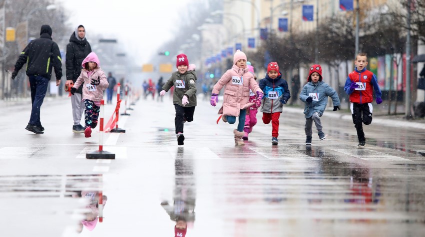 NAJLJEPŠA RAZGLEDNICA IZ NAJVEĆEG GRADA SRPSKE